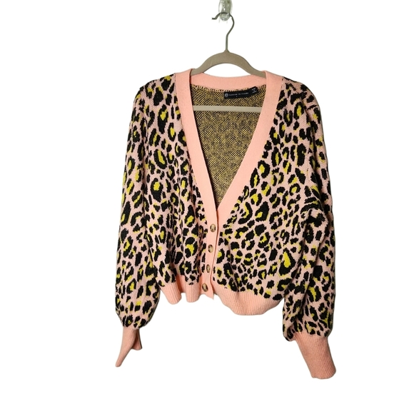 Fashion to Figure cropped cardigan, size large leopard print - Picture 2 of 8